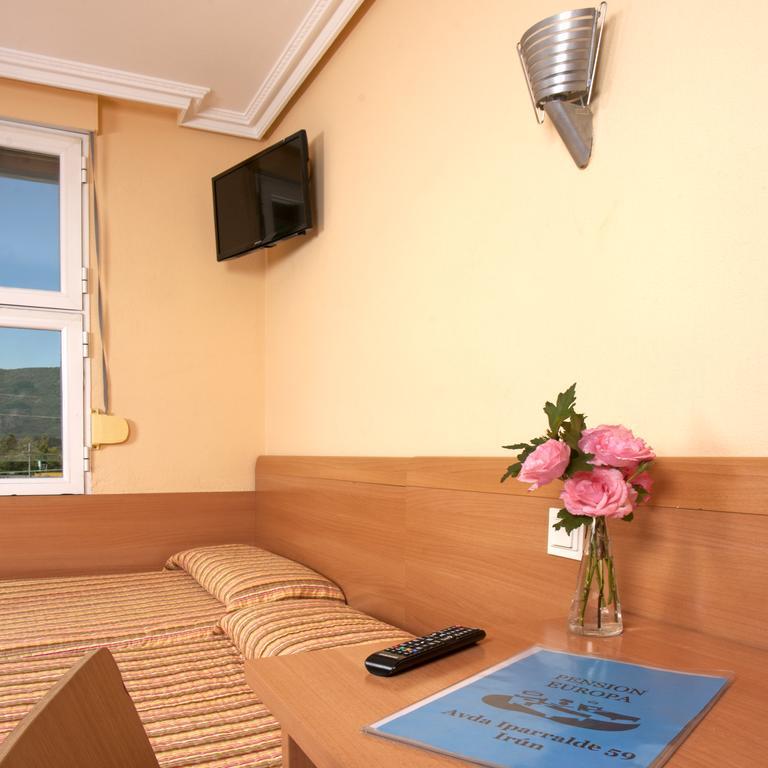 Hostal Europa Pension Irun Exteriér fotografie